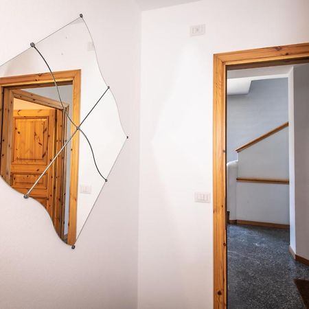Appartamenti Pirovano Valdidentro إيزولاشيا المظهر الخارجي الصورة